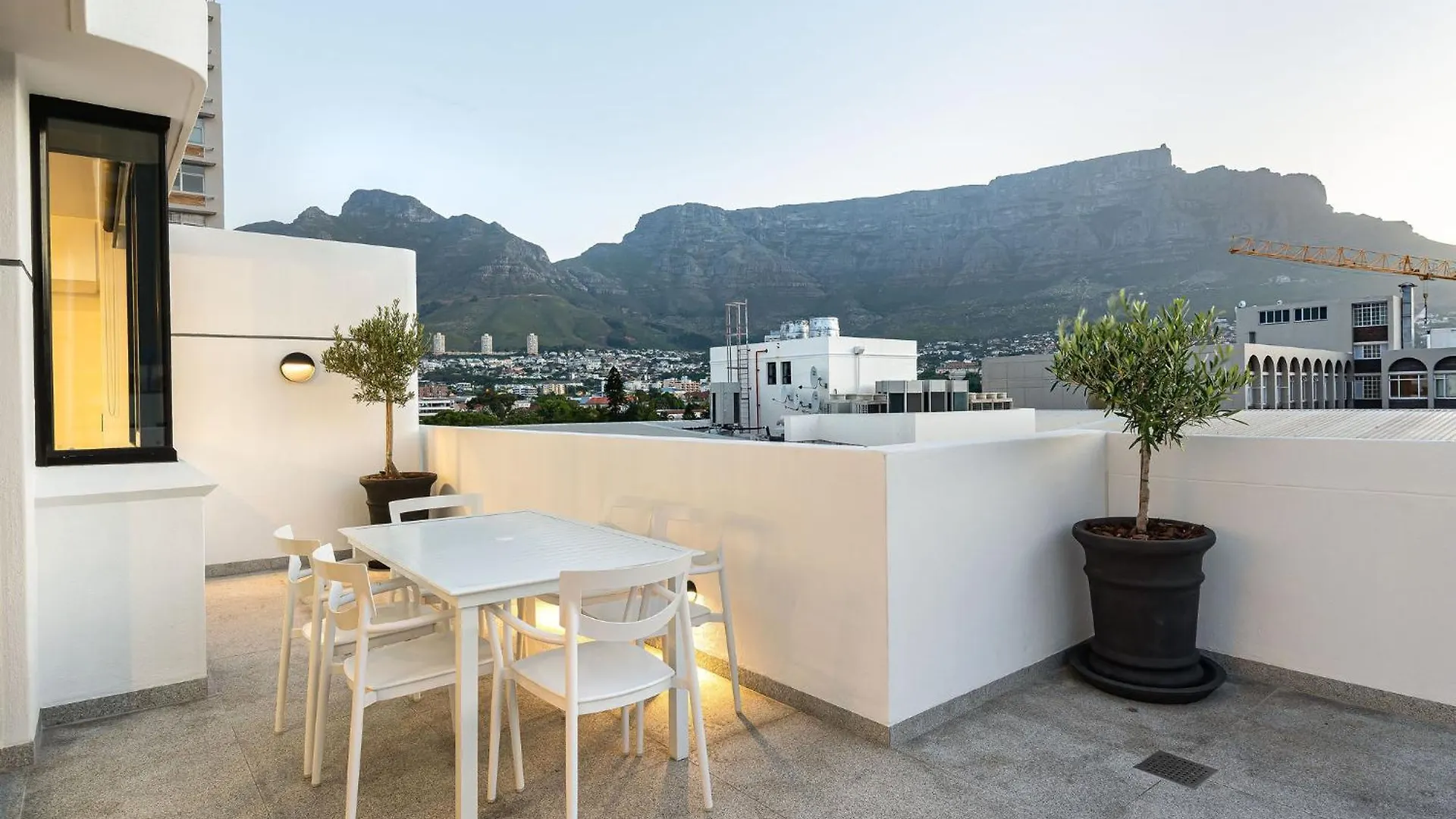 Central City Penthouse With Exquisite Views Cape Town